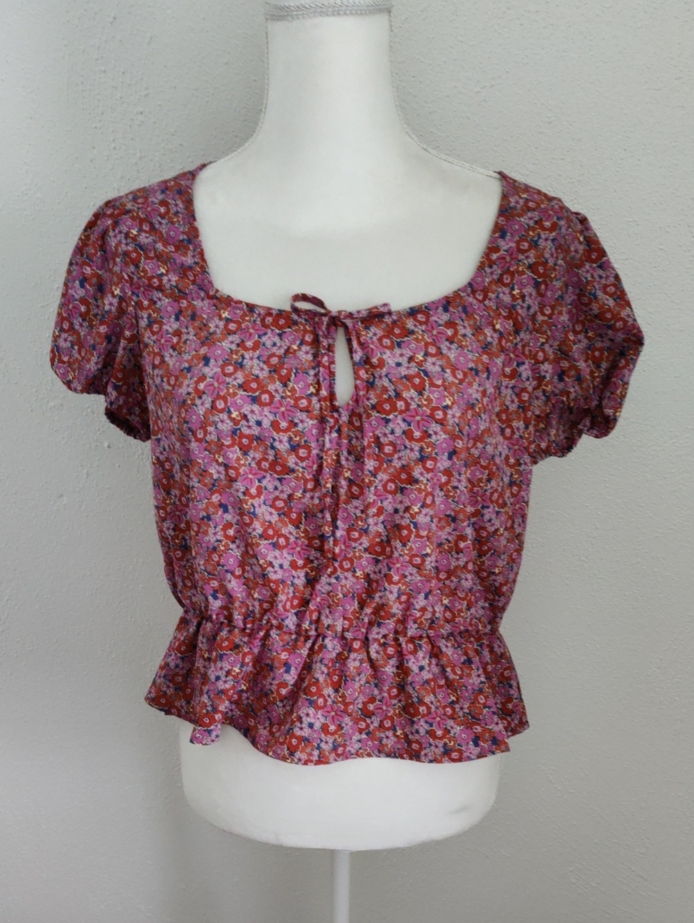 Sanctuary Ditsy Floral Peplum Top